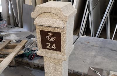 Mármoles Caamaño, en Vimianzo